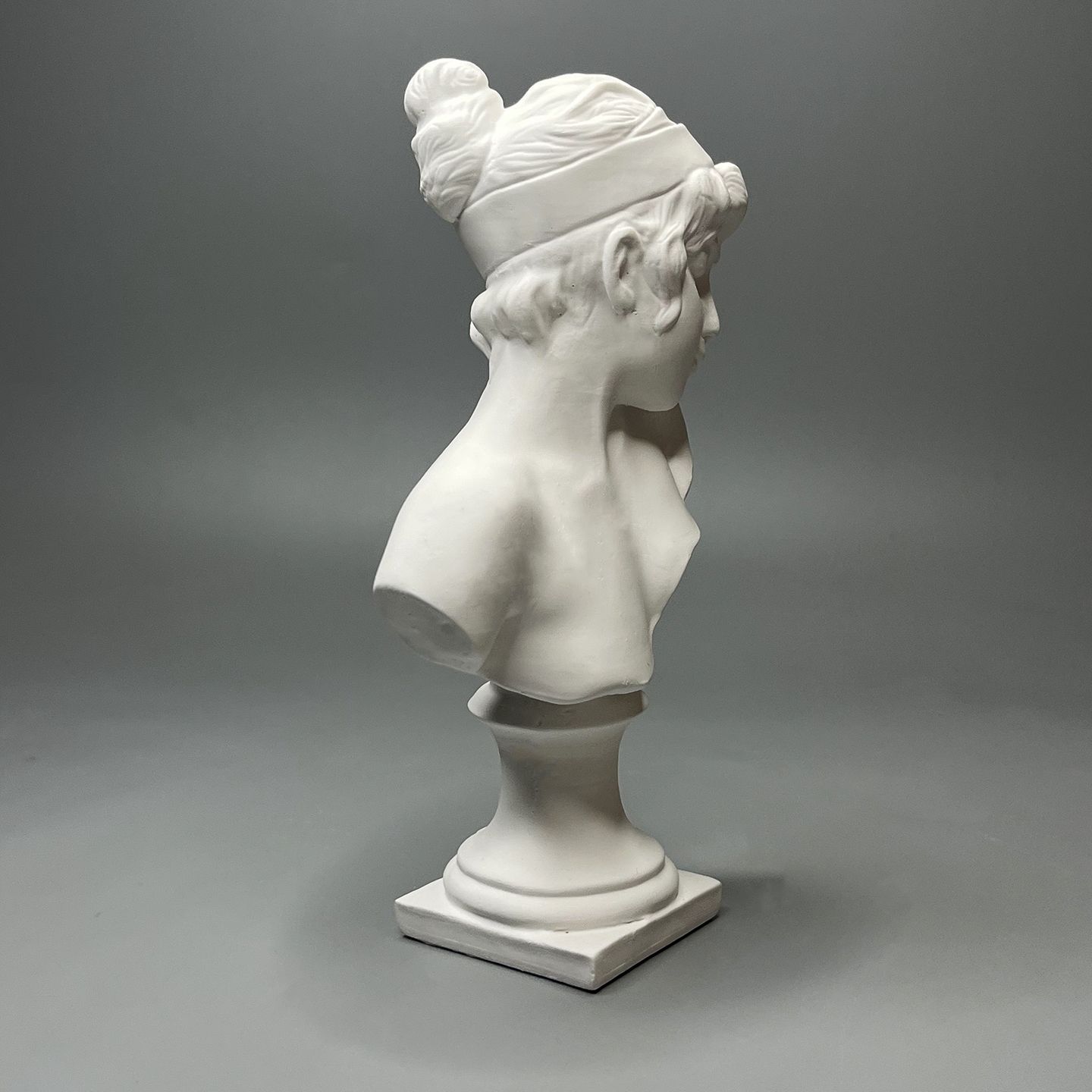 تمثال نصفي لسافو اليونانية من  - مراجعة Resin Art Aesthetic وسعره