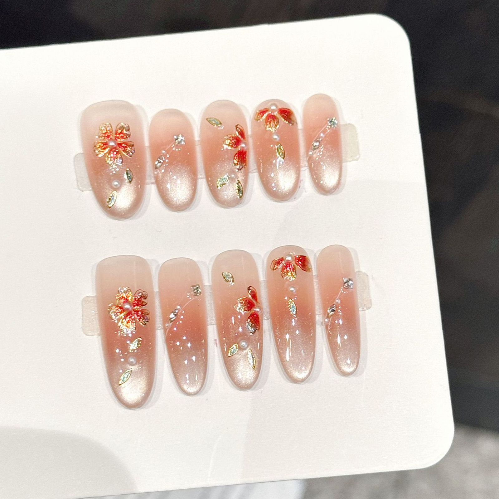 10 قطعة الأظافر وهمية اليدوية  - مراجعة Resin Art With Flowers وسعره